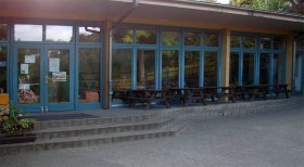 bodentiefe Fenster mit zweiflügliger Eingangstür bodentiefe Fenster mit zweiflügliger Eingangstür